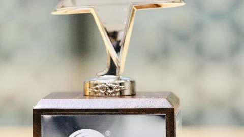 Kuva-tuotietomestari-pokaali