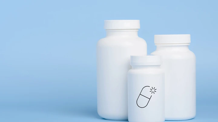 Kolme lääkepakkausta