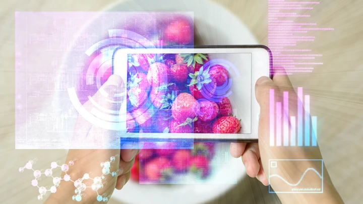 Mansikoiden skannaus älypuhelimella ja dataa